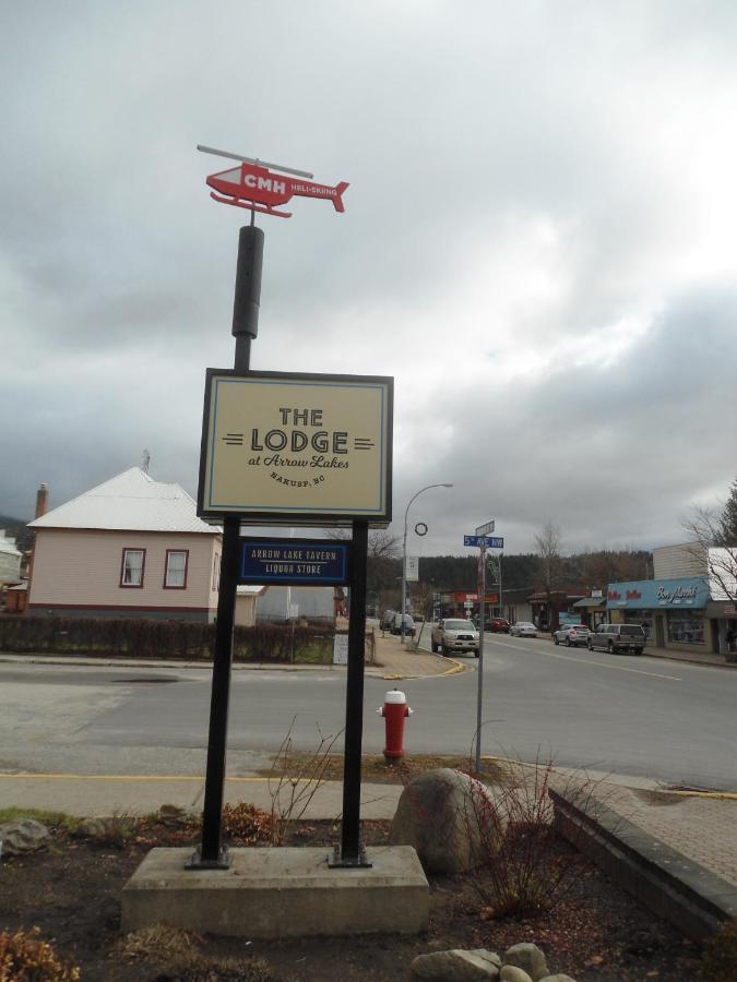 The Lodge At Arrow Lakes Nakusp Ngoại thất bức ảnh